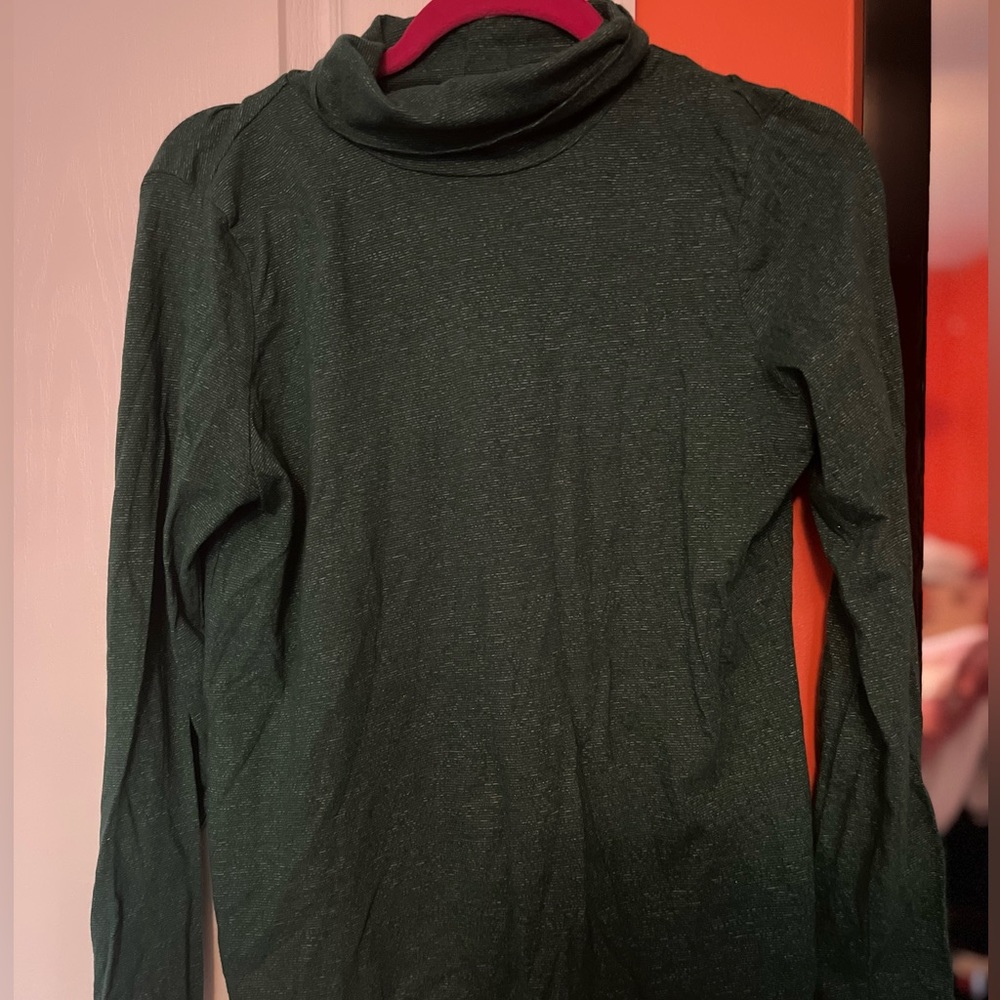 Croft & Barrow dark green turtleneck (size S)